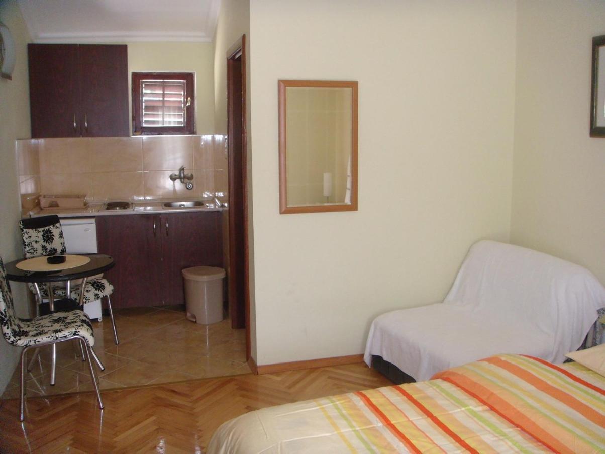 Apartments Grispolis Tivat Eksteriør bilde