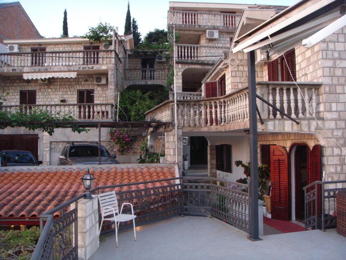 Apartments Grispolis Tivat Eksteriør bilde