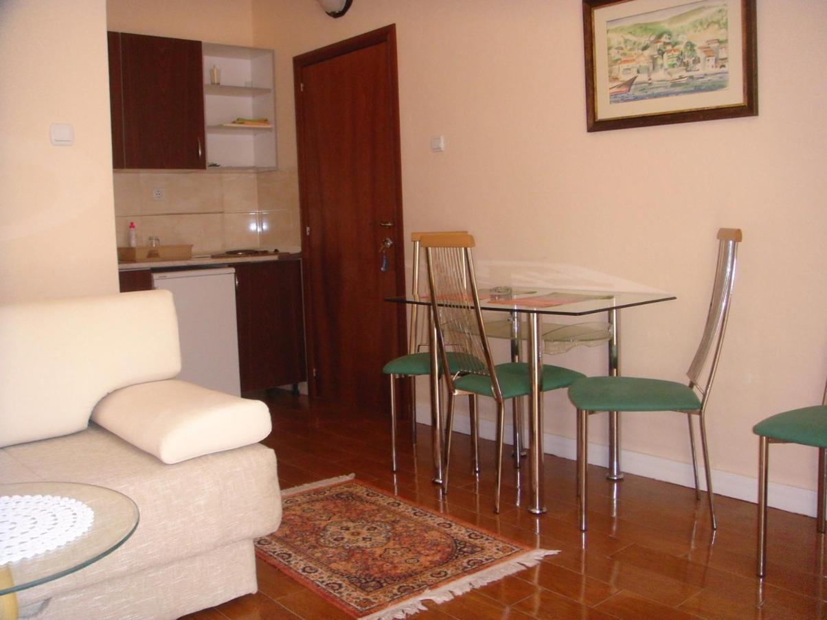 Apartments Grispolis Tivat Eksteriør bilde