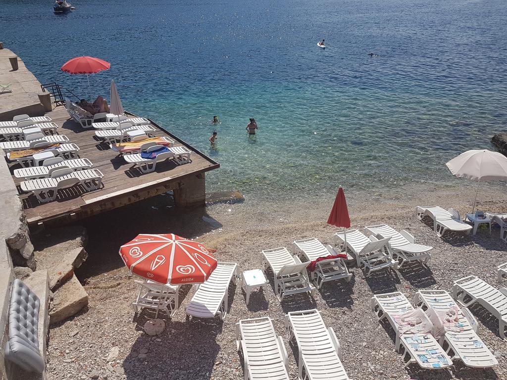 Apartments Grispolis Tivat Eksteriør bilde