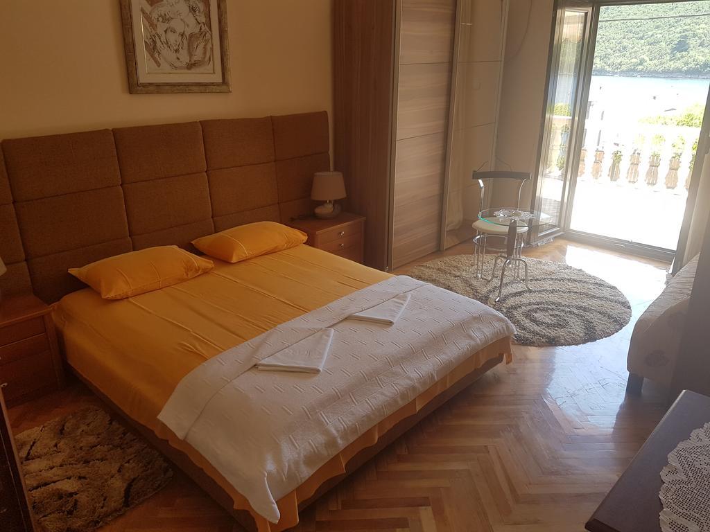 Apartments Grispolis Tivat Eksteriør bilde